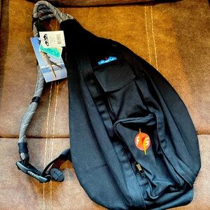 NWT Kavu rope bag.